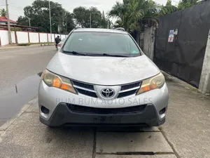 Toyota RAV4 LE AWD (2.5L 4cyl 6A) 2013 Silver
