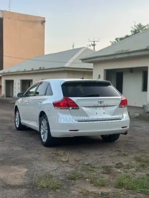 Toyota Venza 2010 White