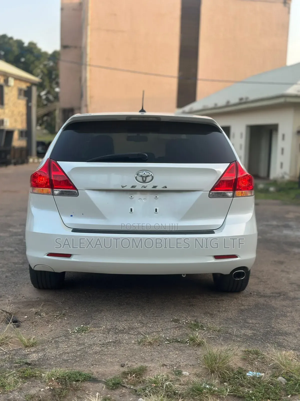 Toyota Venza 2010 White