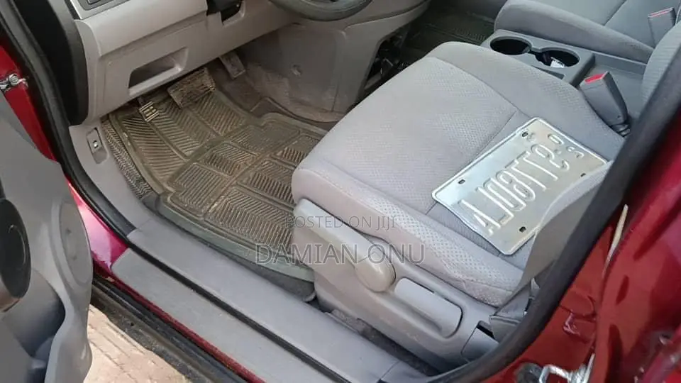 Honda CR-V 2008 Red