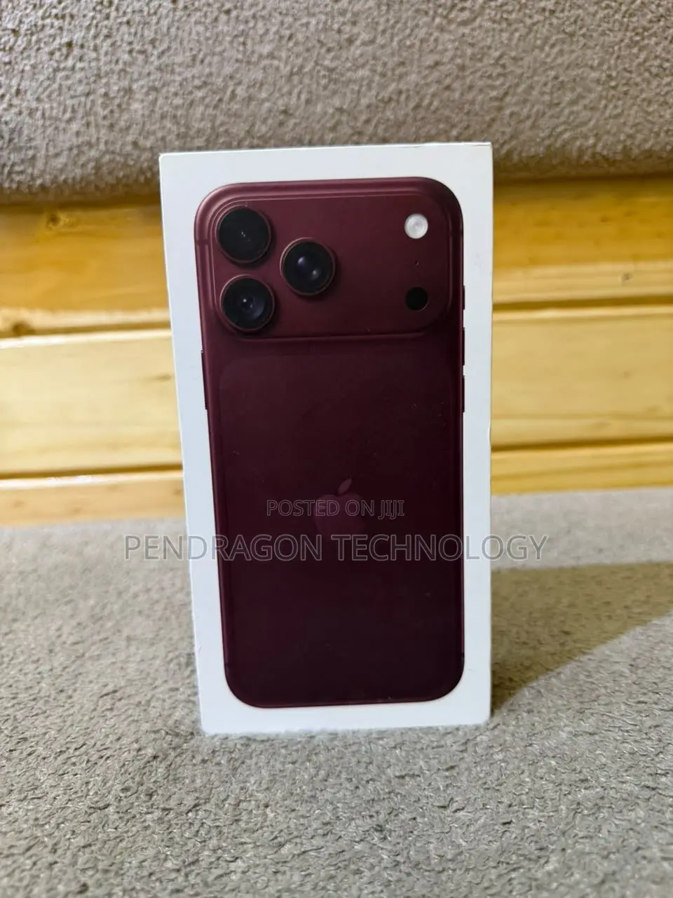 New Apple iPhone 18 Pro 256 GB Red