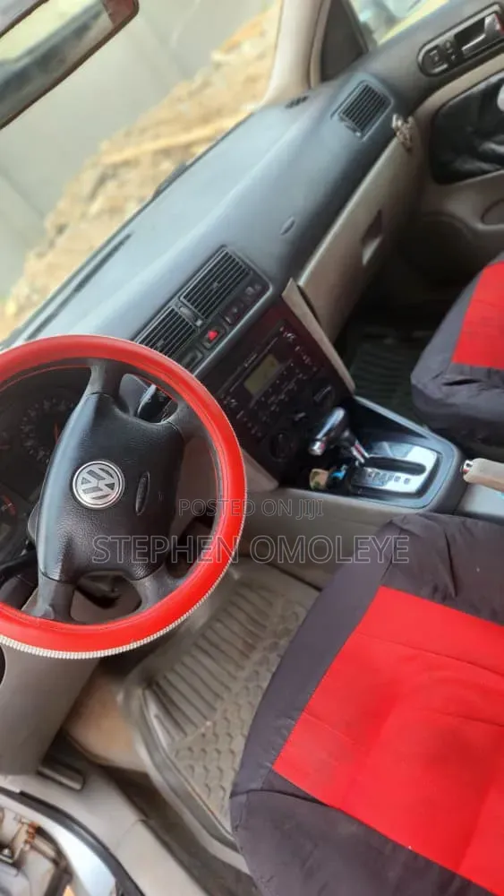 Volkswagen Golf 2004 Silver