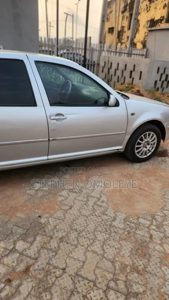 Volkswagen Golf 2004 Silver