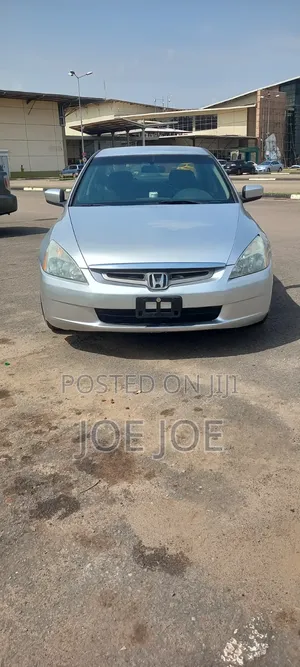 Honda Accord 2004 Silver