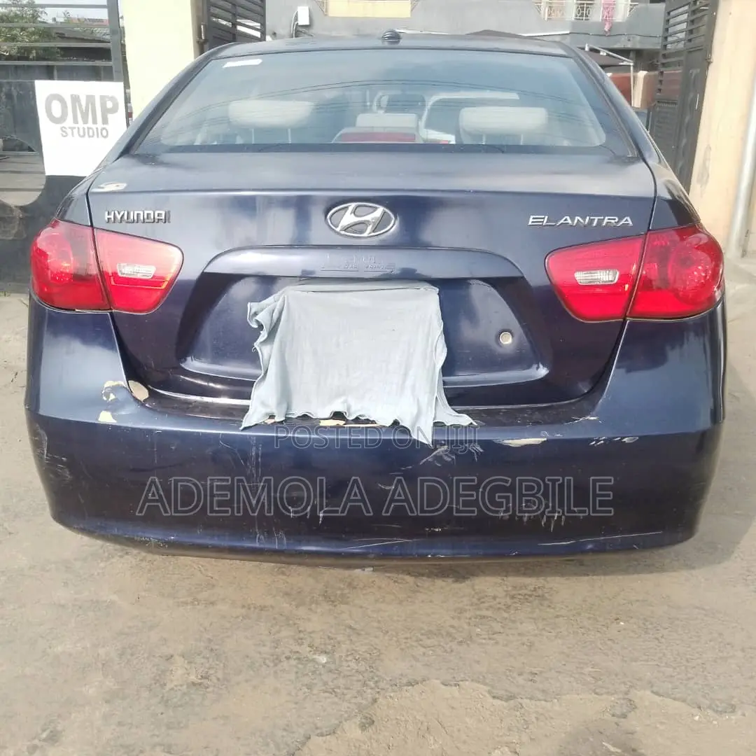 Hyundai Elantra 2008 Blue