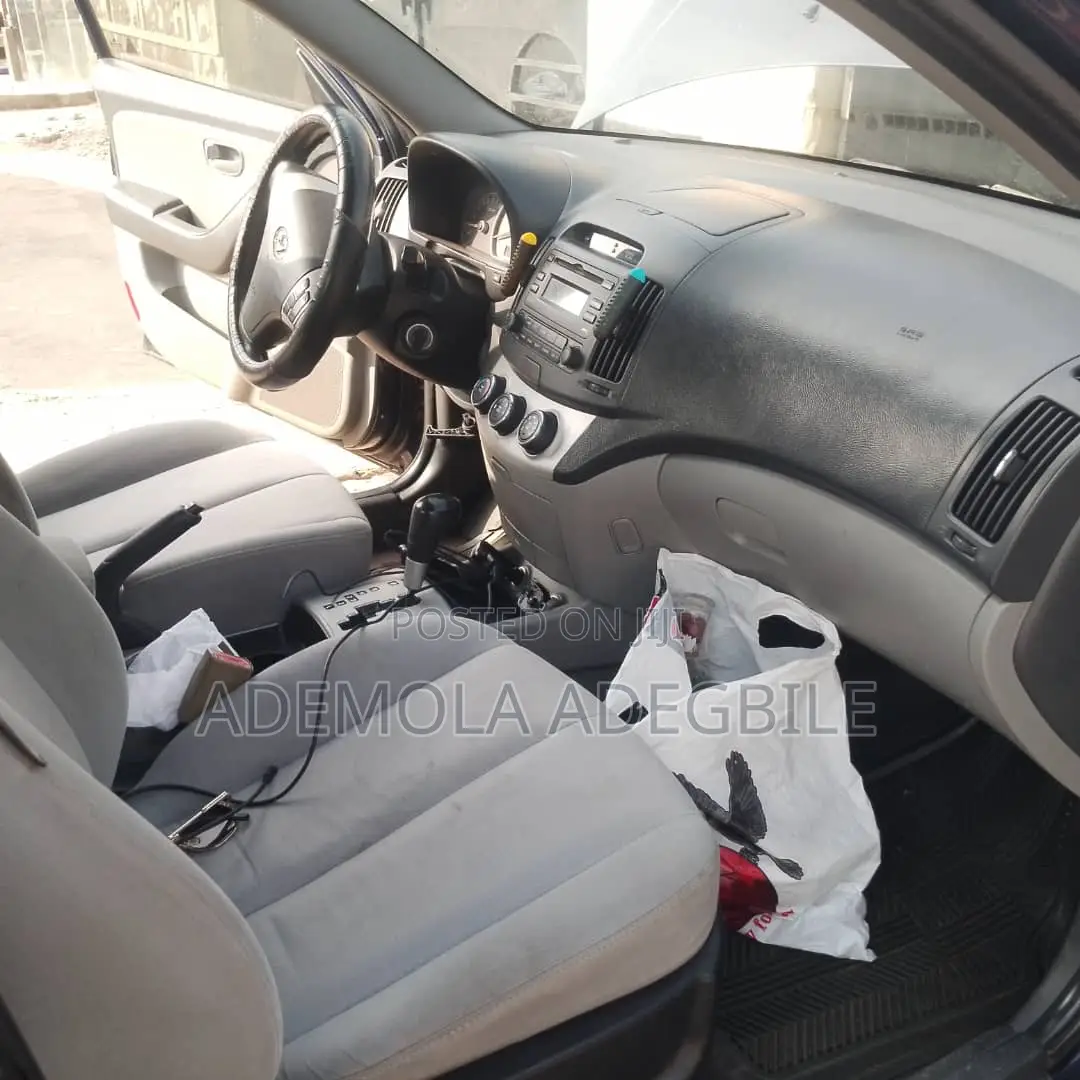 Hyundai Elantra 2008 Blue