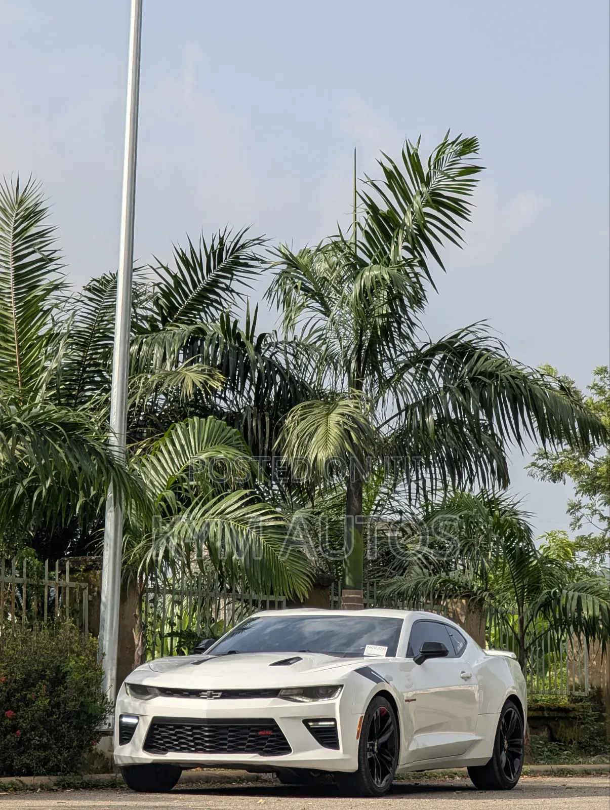 Chevrolet Camaro 2018 White