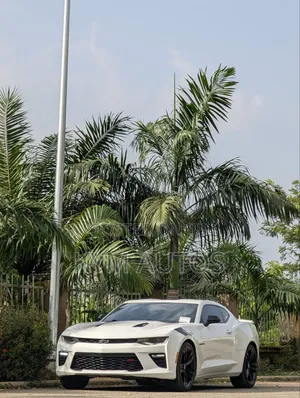 Chevrolet Camaro 2018 White