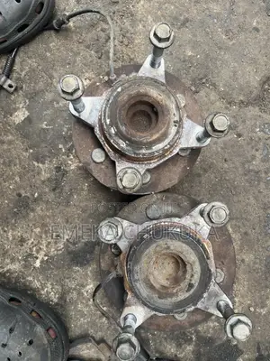 Set of Front Hub F150 2021 2912 2013 Etc
