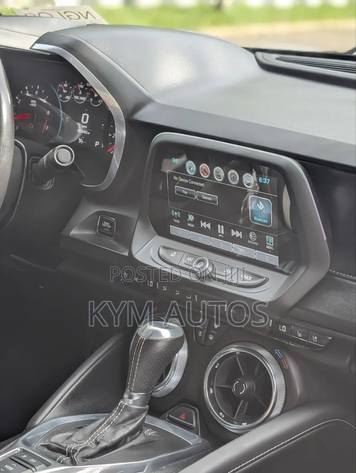 Chevrolet Camaro 2018 White
