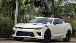 Chevrolet Camaro 2018 White