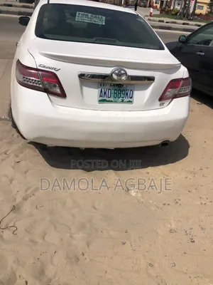 Toyota Camry 2.4 LE 2008 White