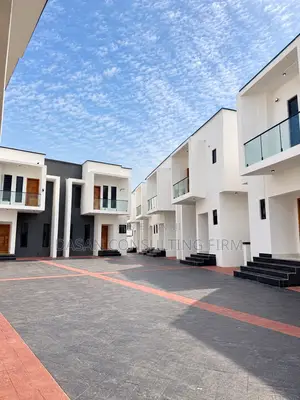 3bdrm Townhouse/Terrace in Thomas Estate for sale