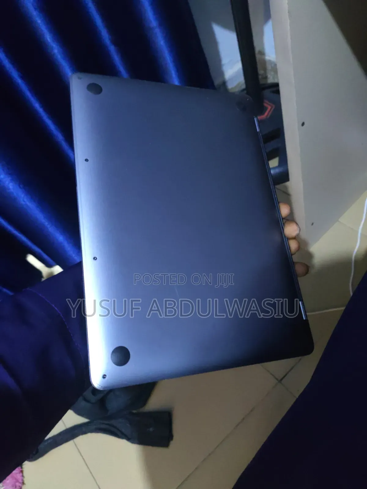 Laptop Apple MacBook Pro 2022 M2 8GB Apple M2 SSD 512GB