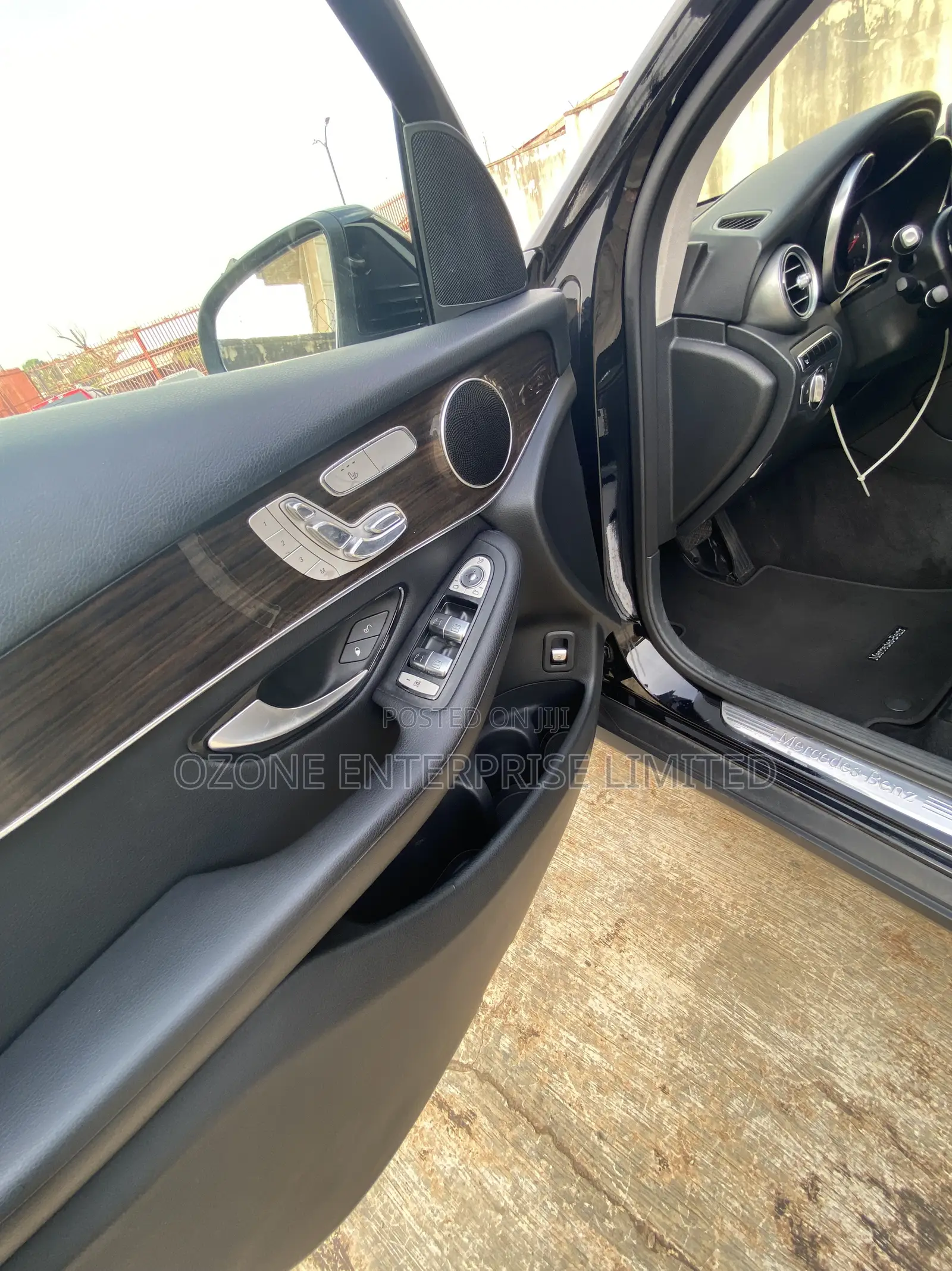 Mercedes-Benz GLC-Class 2016 Black