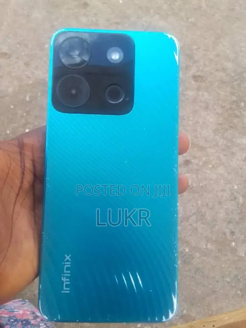 Infinix Smart 7 Plus 64 GB Blue