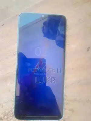 Infinix Smart 7 Plus 64 GB Blue
