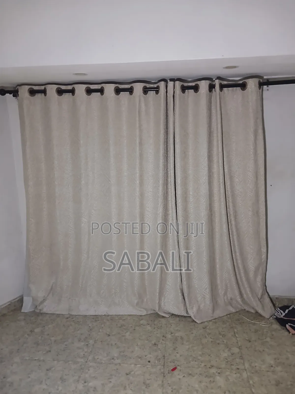 Qualuty Curtains