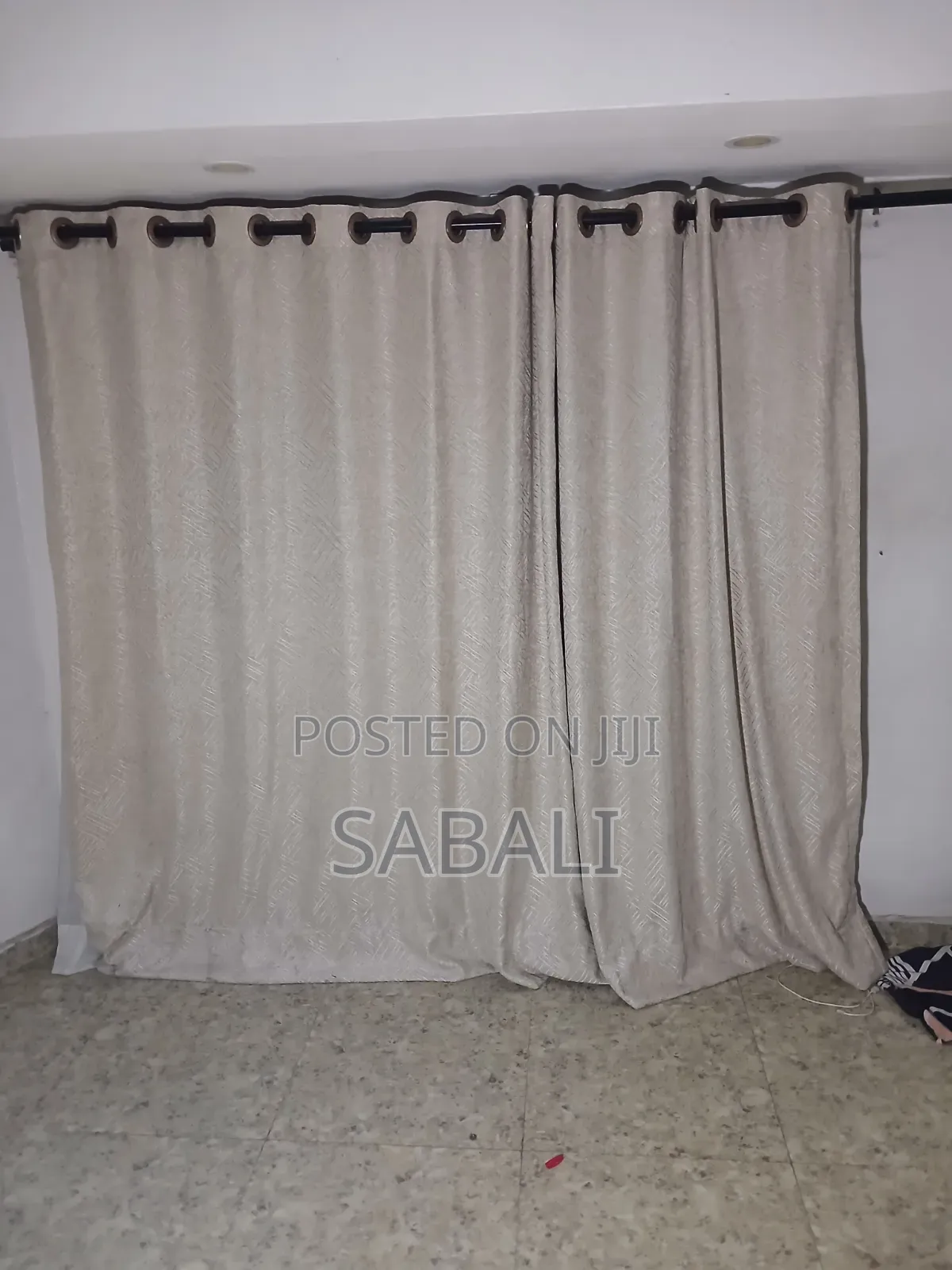 Qualuty Curtains