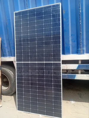 590watt Solar Panel Halfcut