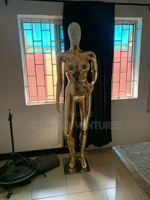 Female Mannequin