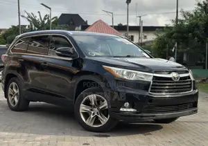 Toyota Highlander Limited Platinum 4dr SUV AWD (3.5L 6cyl 6A) 2014