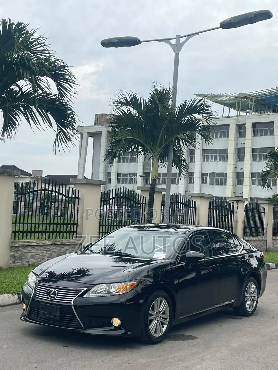Lexus ES 2014 Black