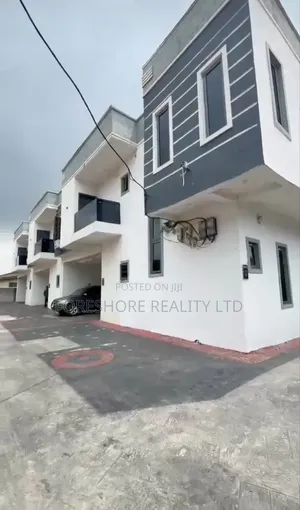 4bdrm Duplex in Ogba for sale