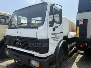 Foreign Used Mercedes Benz 1620 Gas Tanker Truck.
