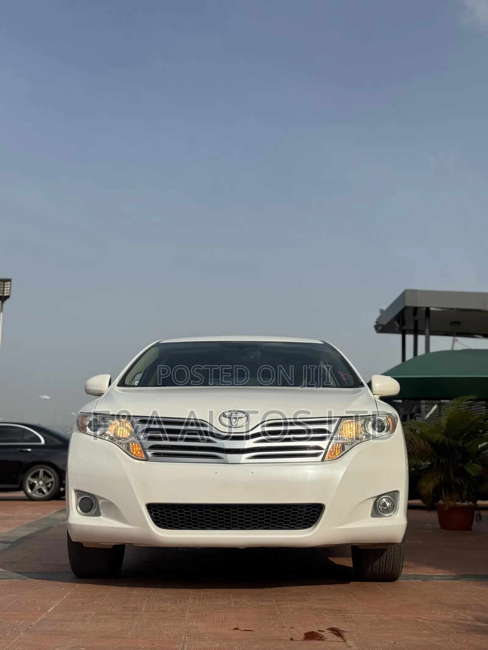 Toyota Venza LE 2012 Silver