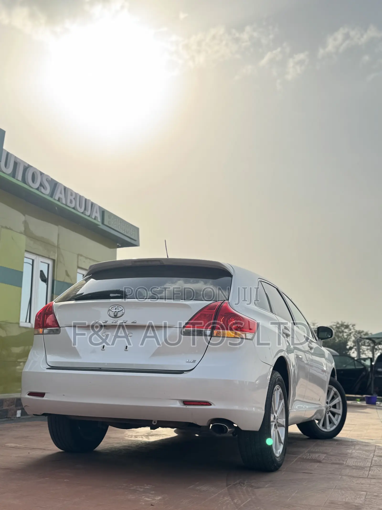 Toyota Venza LE 2012 Silver