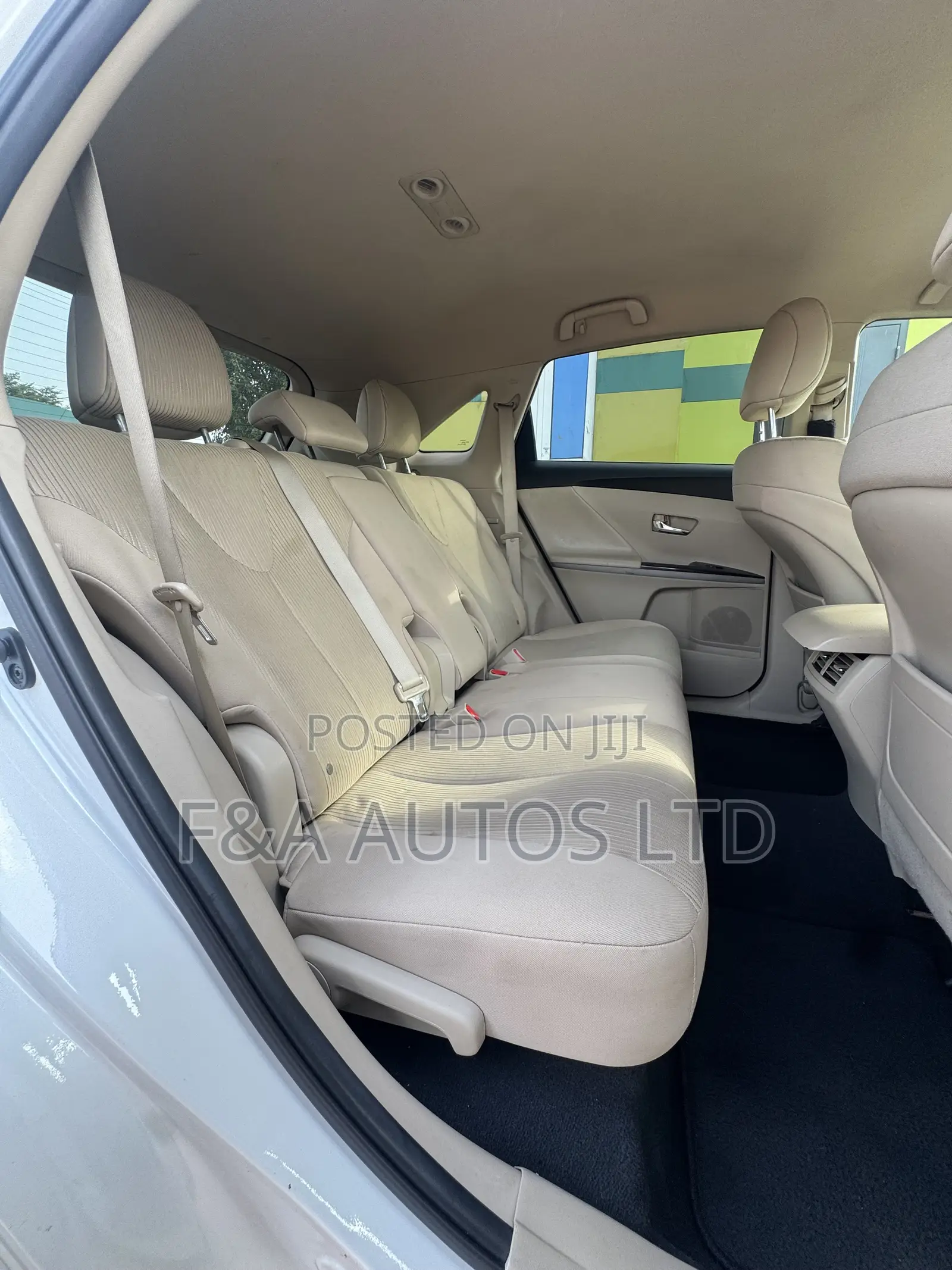 Toyota Venza LE 2012 Silver