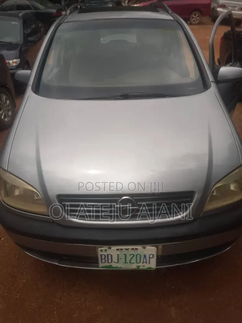 Opel Zafira 2006 Silver