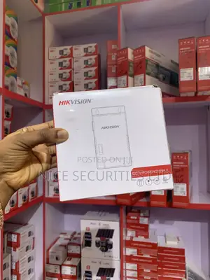 Hikvision CCTV 4-Ways Power Supply