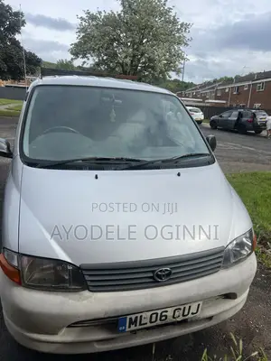 Toyota HiAce 2006 Grey