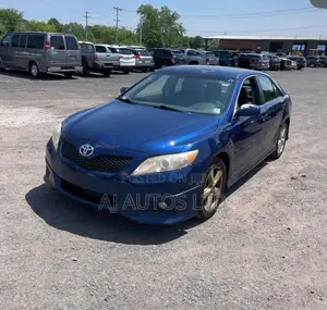 Toyota Camry SE V6 4dr Sedan (3.5L 6cyl 6A) 2011 Blue