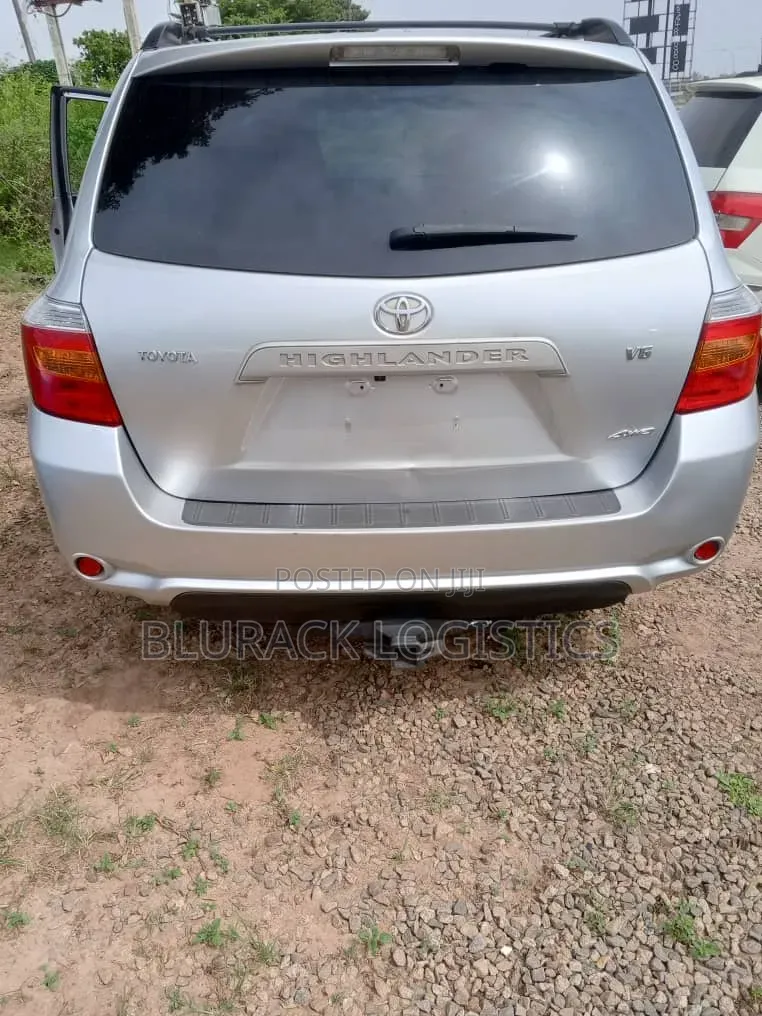Toyota Highlander V6 2009 Silver