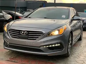 Hyundai Sonata Limited 2.0T 4dr Sedan (2.0L 4cyl Turbo 6A) 2015 Gray