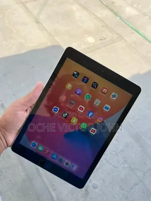 AirTab Pro 5G 1 TB Black