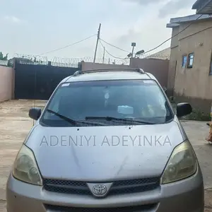 Toyota TownAce 2005 Grey