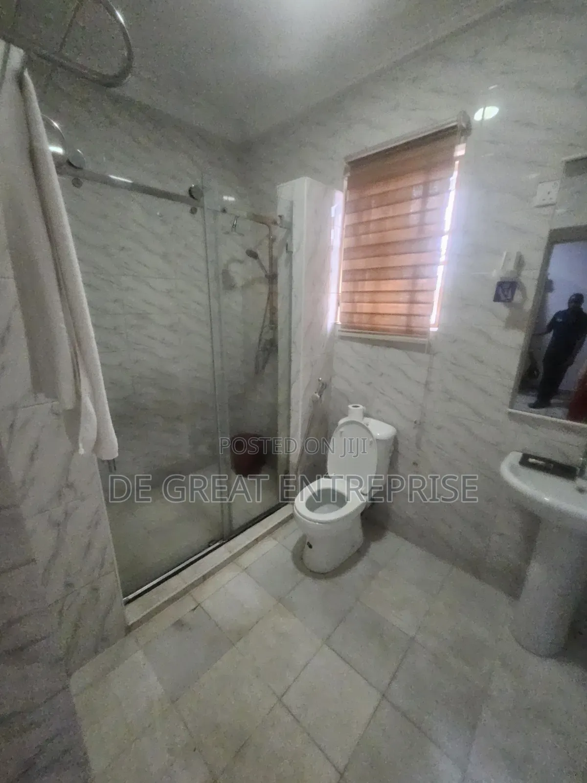 A Room Selfcon Shortlet for Short Stay