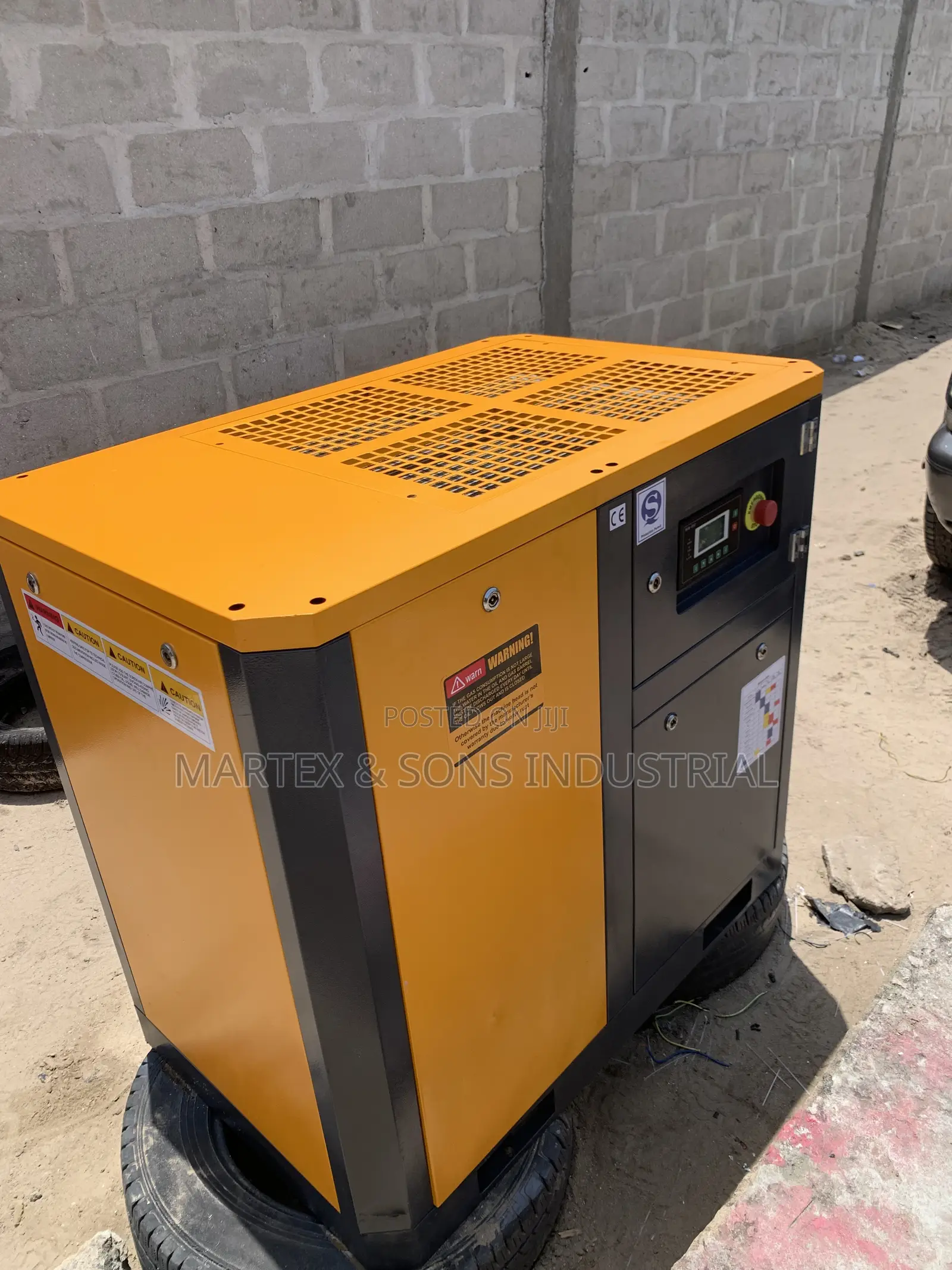 18kw-25hp Screw Air Compressor 10Bar