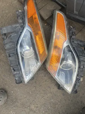 Headlamp Ford Esplorer 2011 2012 2013