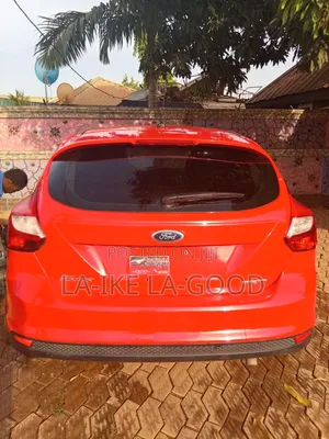 Ford Focus 2014 Red