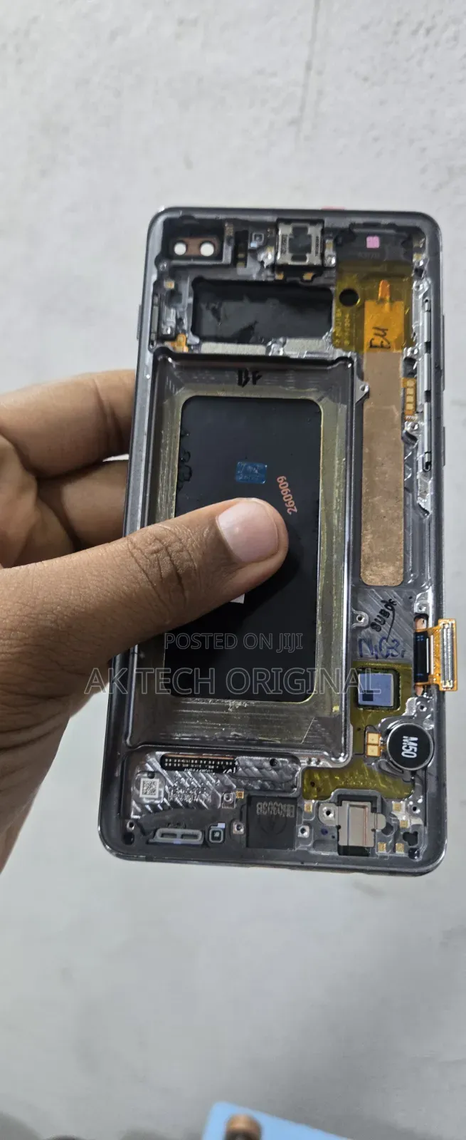 Samsung Galaxy S10plus Original Amoled Screen (Free Installation)