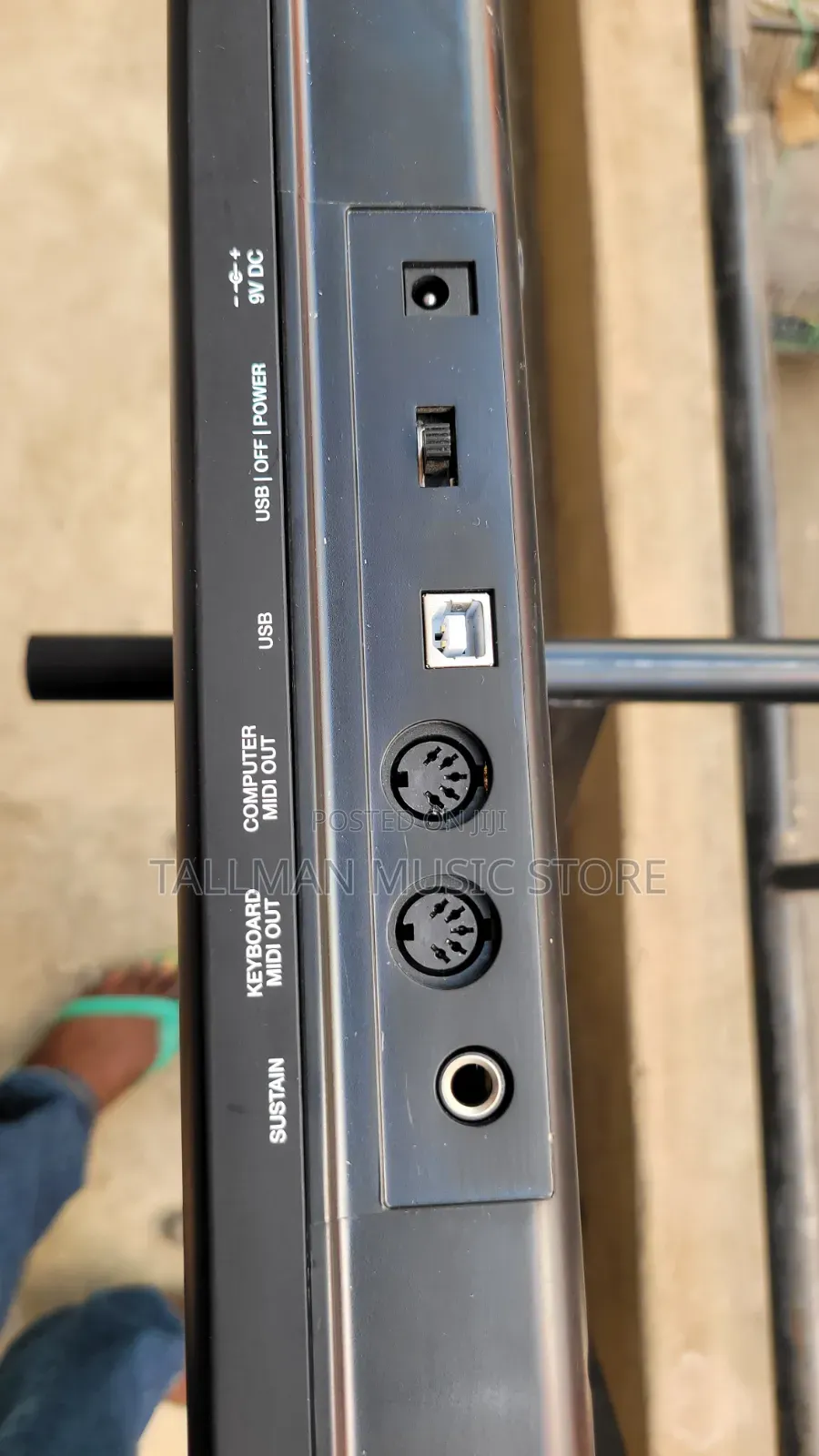 Alesis QX49