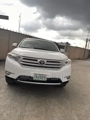 Toyota Highlander Limited 4dr SUV (3.5L 6cyl 6A) 2014 Off white