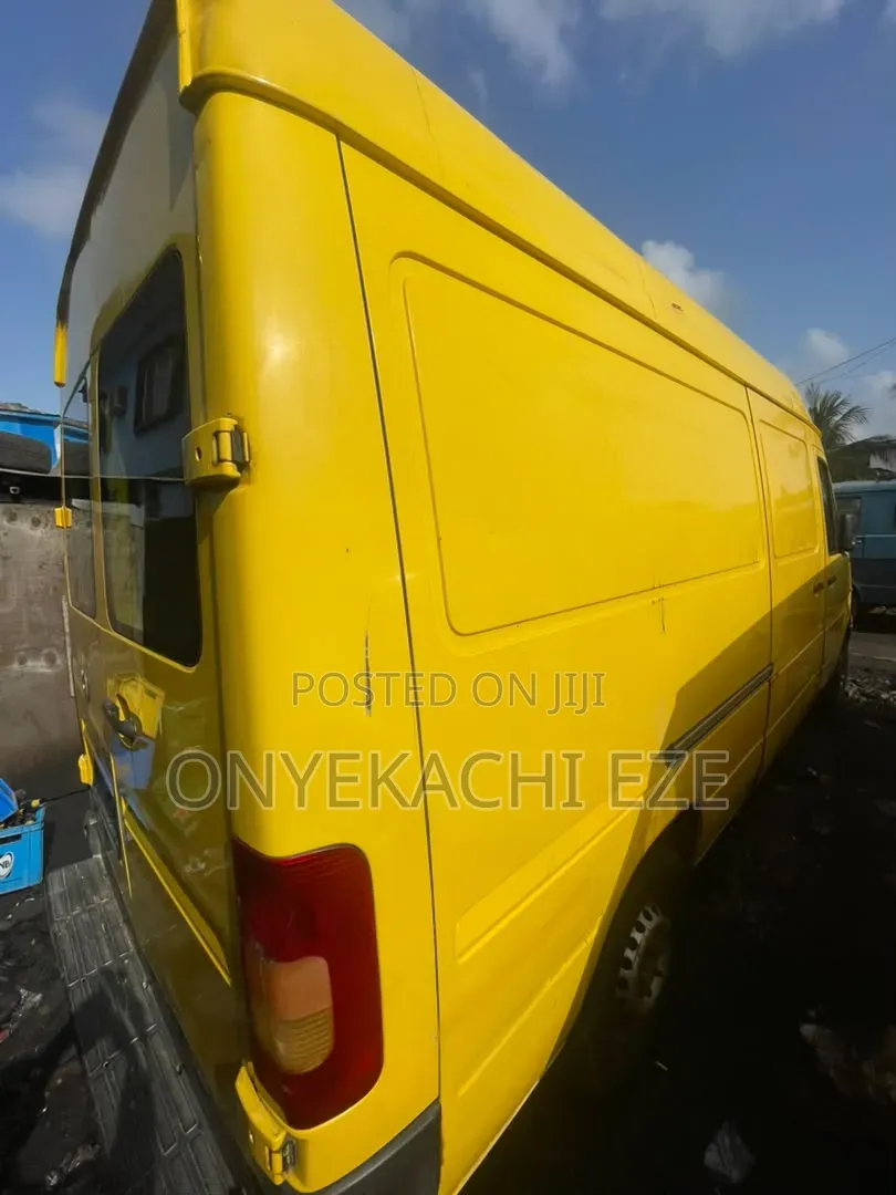 Volkswagen LT 2005 Yellow