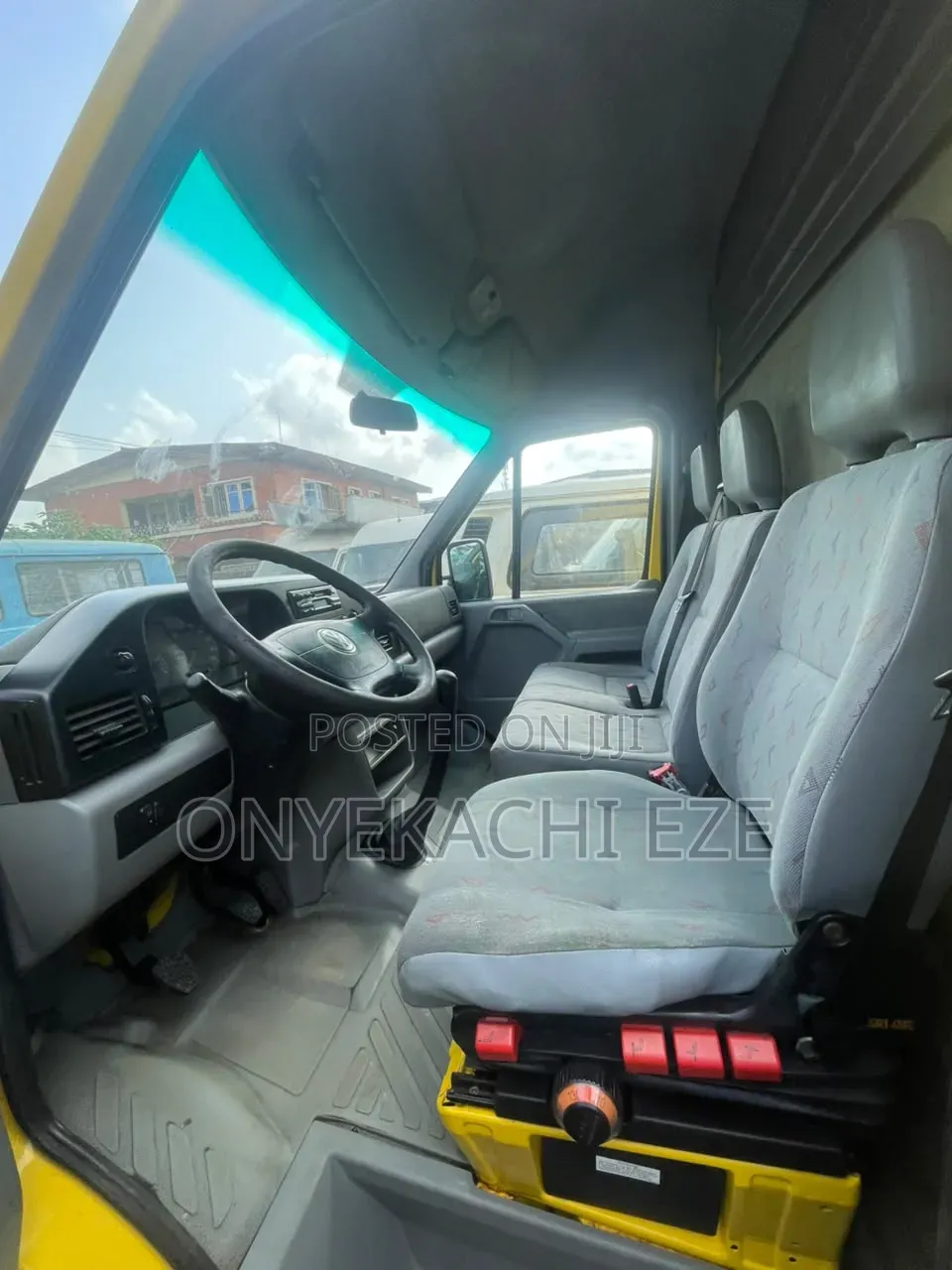Volkswagen LT 2005 Yellow