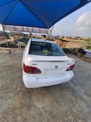 Toyota Corolla LE 2007 White